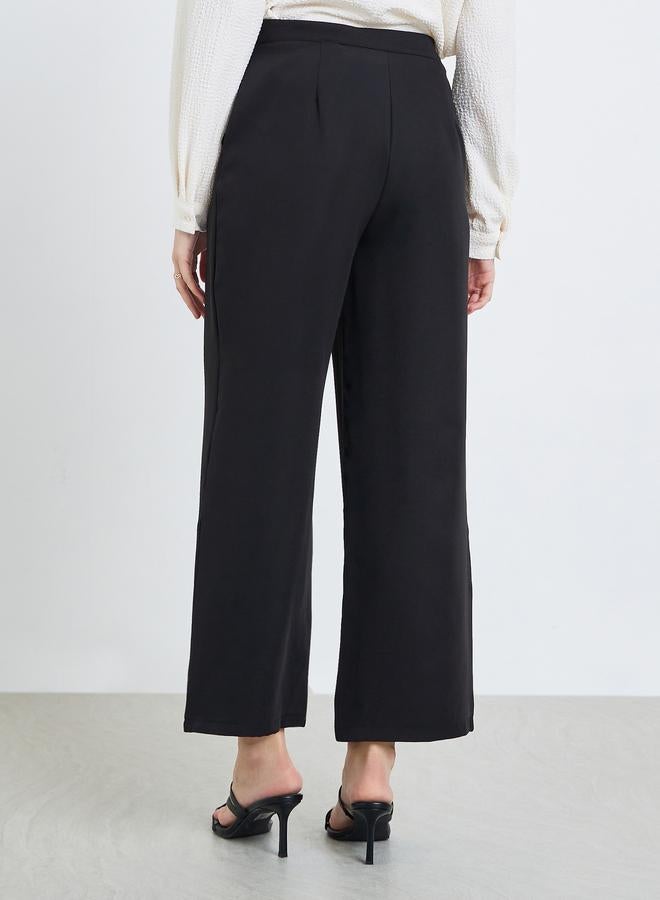 Styli Women Black Wide Leg Trousers - Image 3